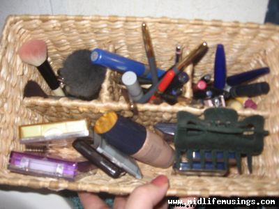 basket for make-up